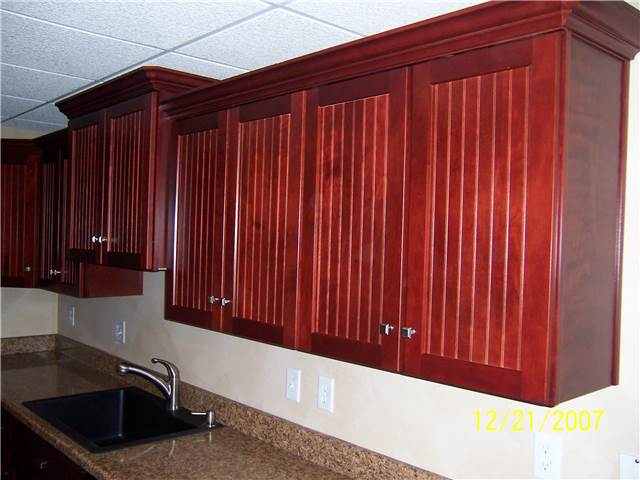 Cabinet style - full overlay / Door style - beadboard panel